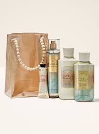 Picture of Bath & Body Works Vanilla Romance Gift Set 4 Pc 